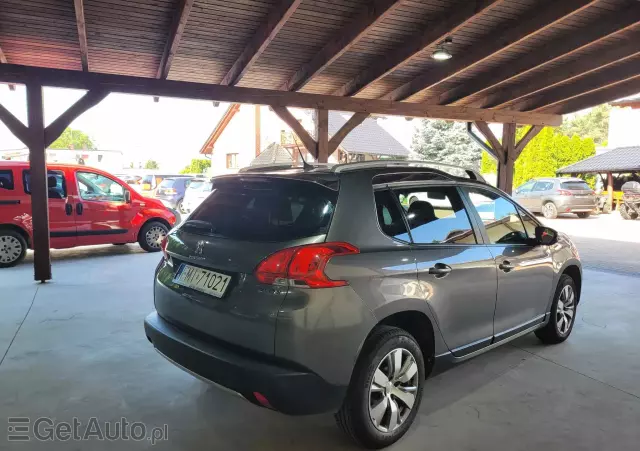 PEUGEOT 2008 1.2 Pure Tech Style