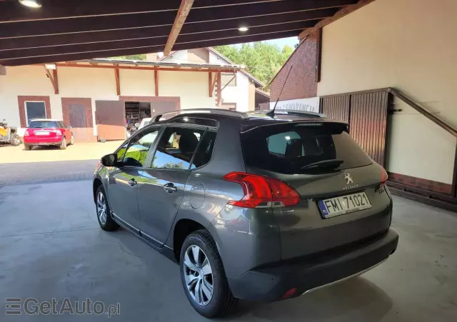 PEUGEOT 2008 1.2 Pure Tech Style