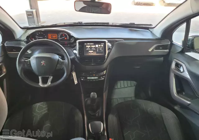 PEUGEOT 2008 1.2 Pure Tech Style