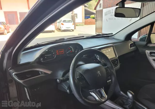 PEUGEOT 2008 1.2 Pure Tech Style