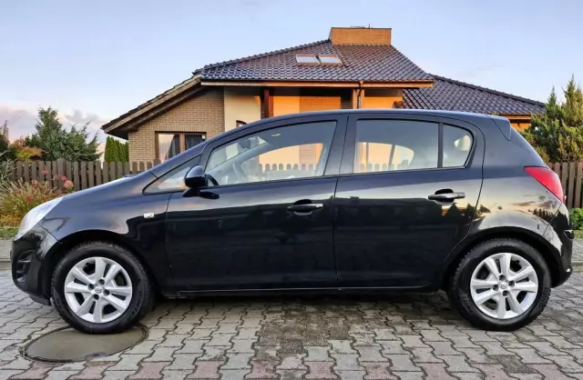 OPEL Corsa 1.4 XER (100 KM)