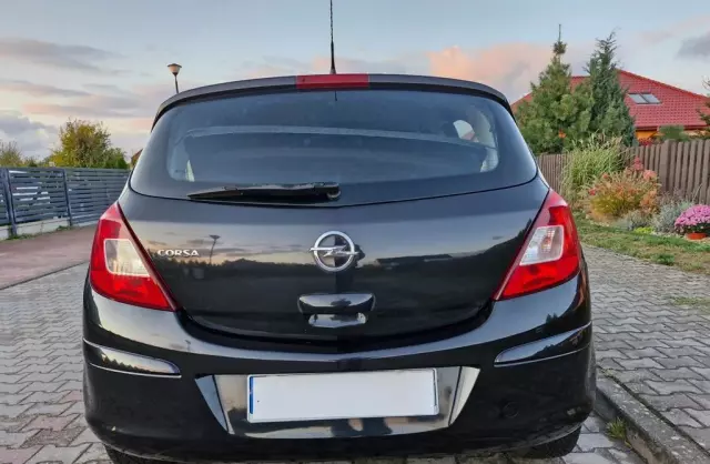 OPEL Corsa 1.4 XER (100 KM)