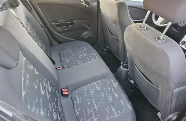 OPEL Corsa 1.4 XER (100 KM)