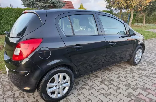 OPEL Corsa 1.4 XER (100 KM)