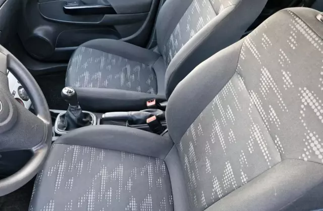 OPEL Corsa 1.4 XER (100 KM)