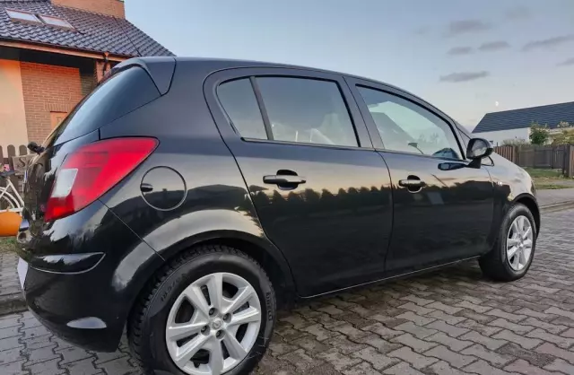 OPEL Corsa 1.4 XER (100 KM)