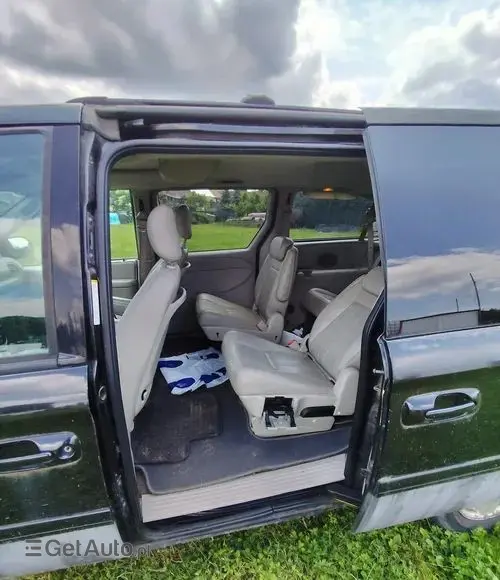 DODGE Grand Caravan 
