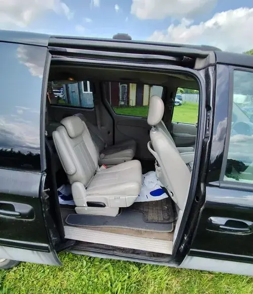 DODGE Grand Caravan 