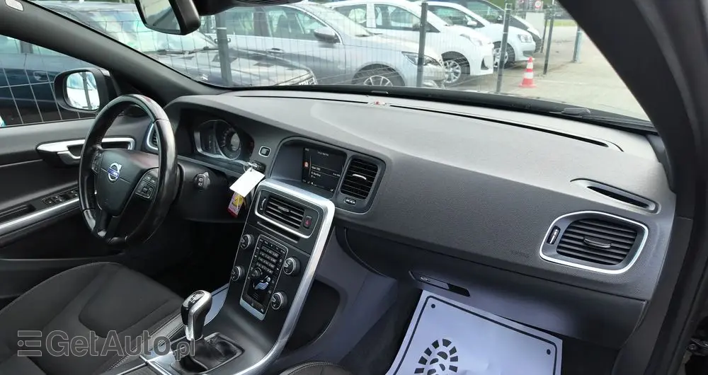 VOLVO V60 D3