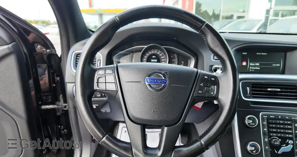 VOLVO V60 D3