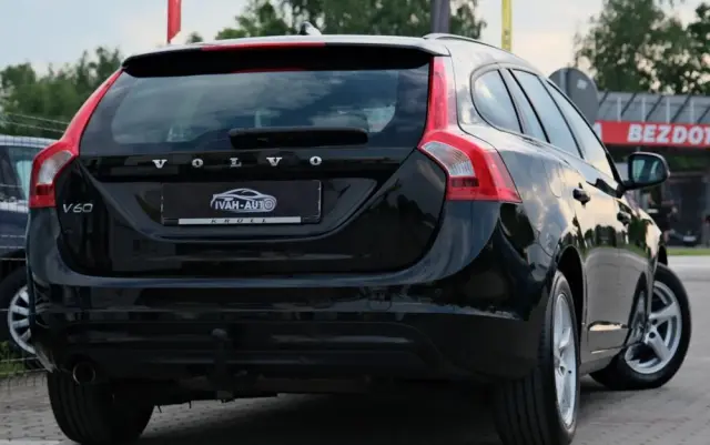 VOLVO V60 D3
