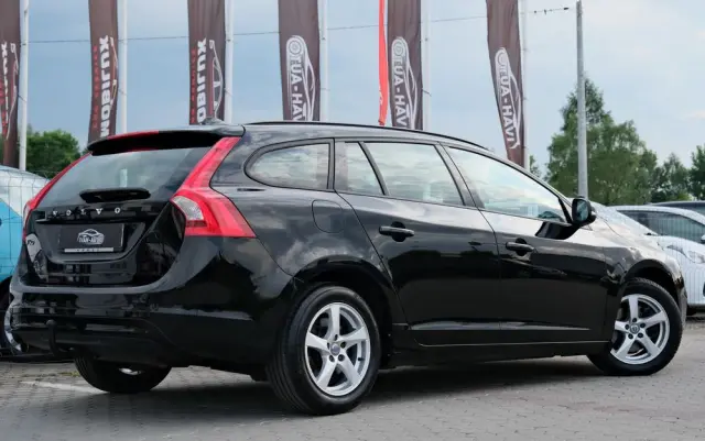 VOLVO V60 D3