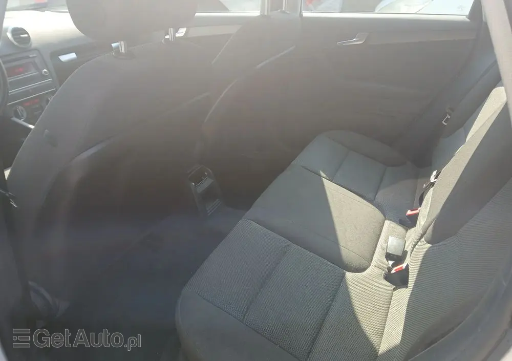 AUDI A3 Sportback 1.6 TDI DPF Ambiente