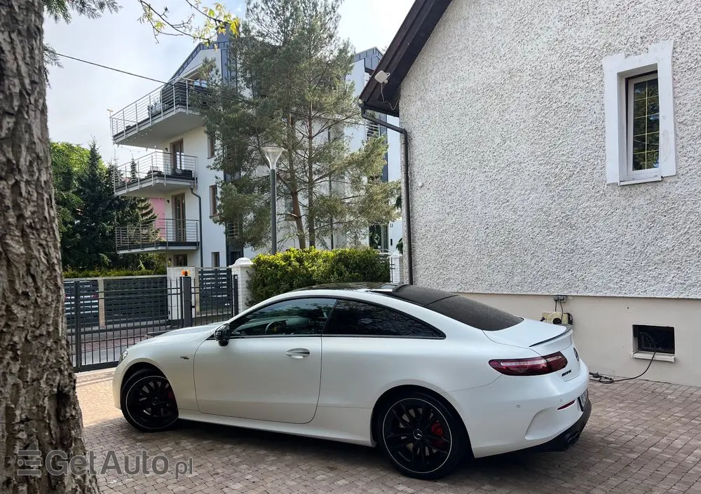 MERCEDES-BENZ Klasa E AMG 53 4-Matic+
