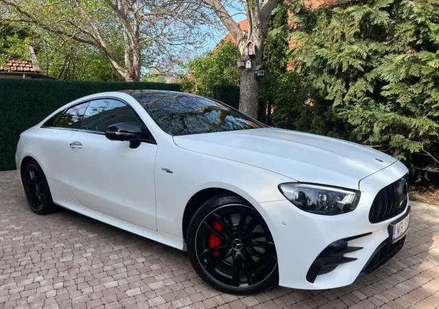 MERCEDES-BENZ Klasa E AMG 53 4-Matic+