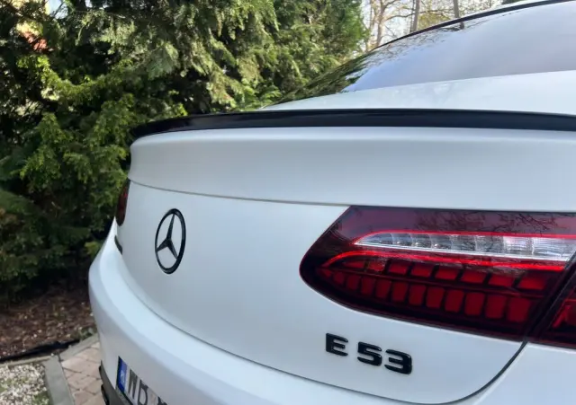 MERCEDES-BENZ Klasa E AMG 53 4-Matic+