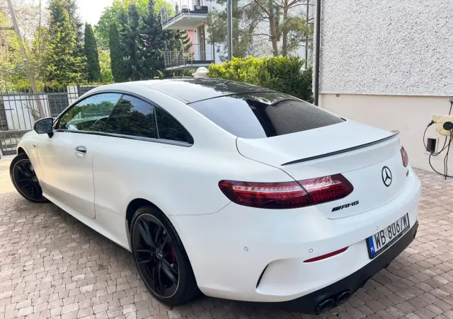 MERCEDES-BENZ Klasa E AMG 53 4-Matic+