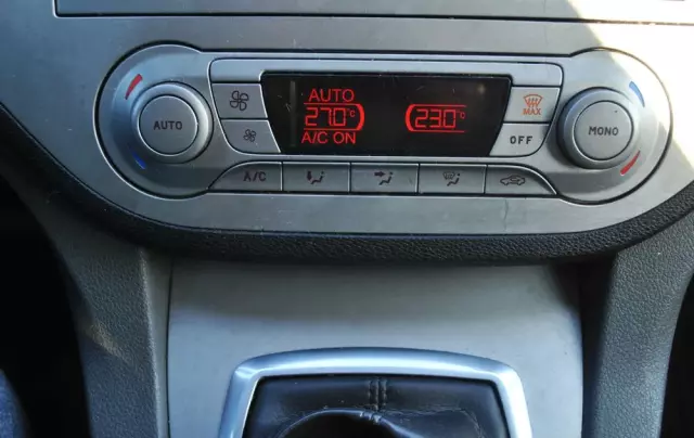 FORD Kuga 2.0 TDCi Titanium