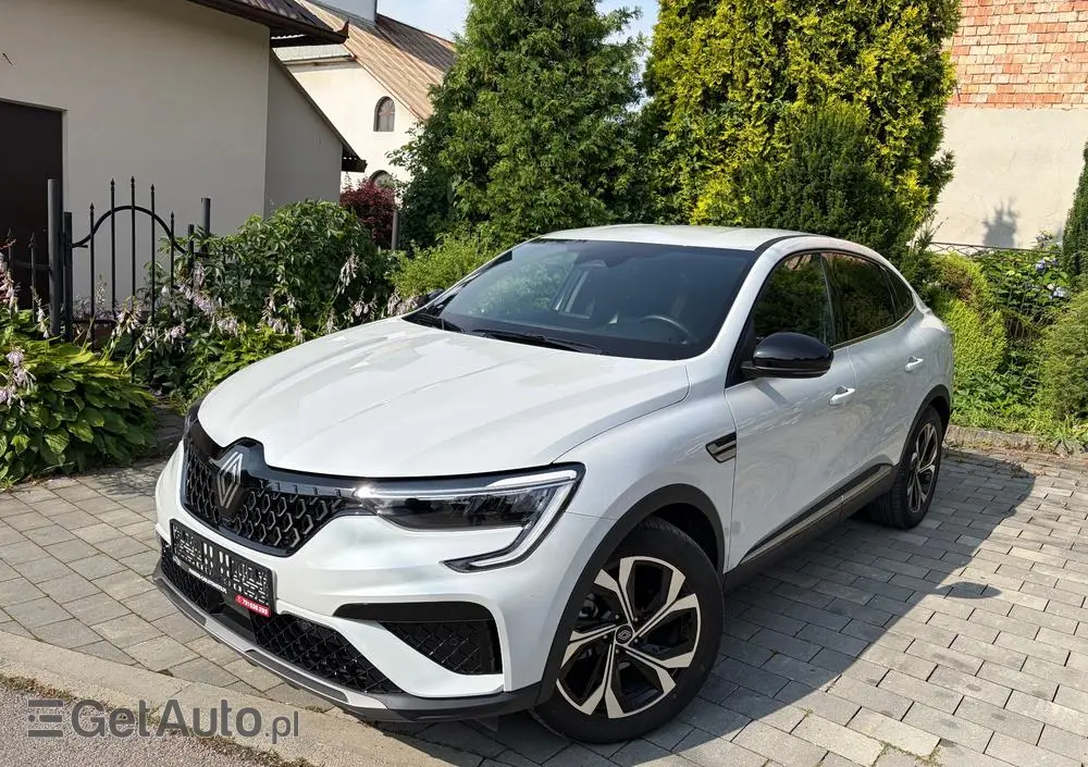 RENAULT Arkana E-TECH 145 INTENS