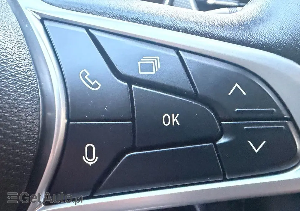 RENAULT Arkana E-TECH 145 INTENS