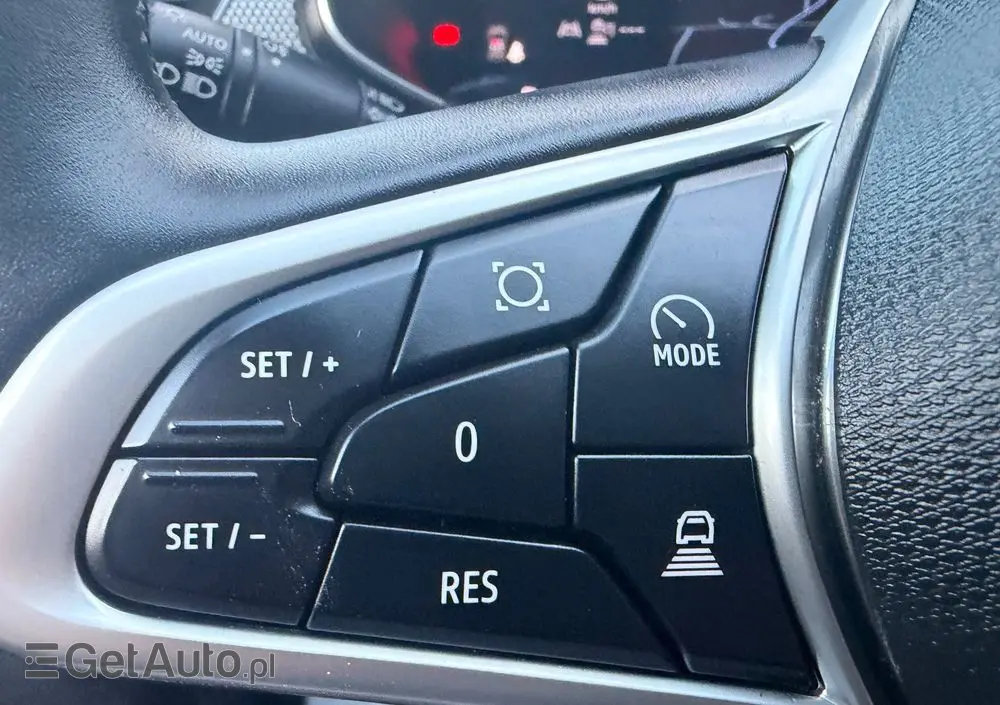 RENAULT Arkana E-TECH 145 INTENS