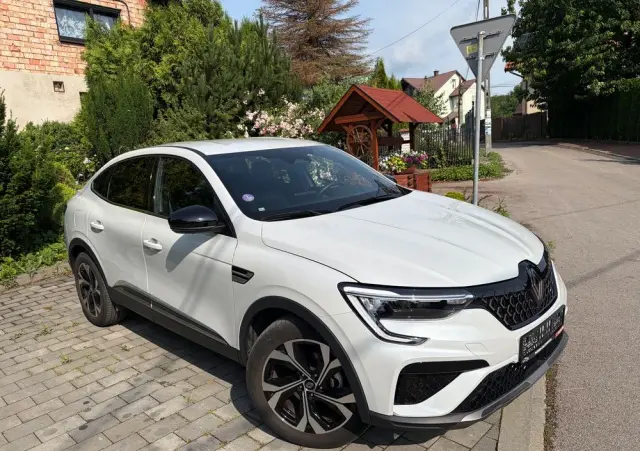 RENAULT Arkana E-TECH 145 INTENS