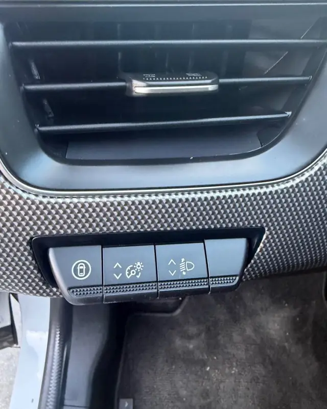 RENAULT Arkana E-TECH 145 INTENS