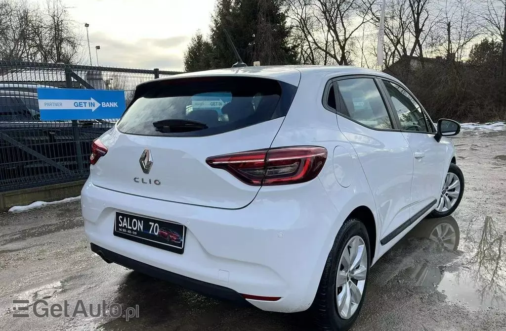 RENAULT Clio 