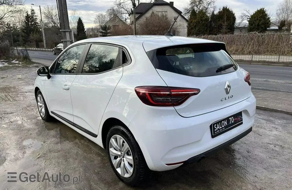 RENAULT Clio 