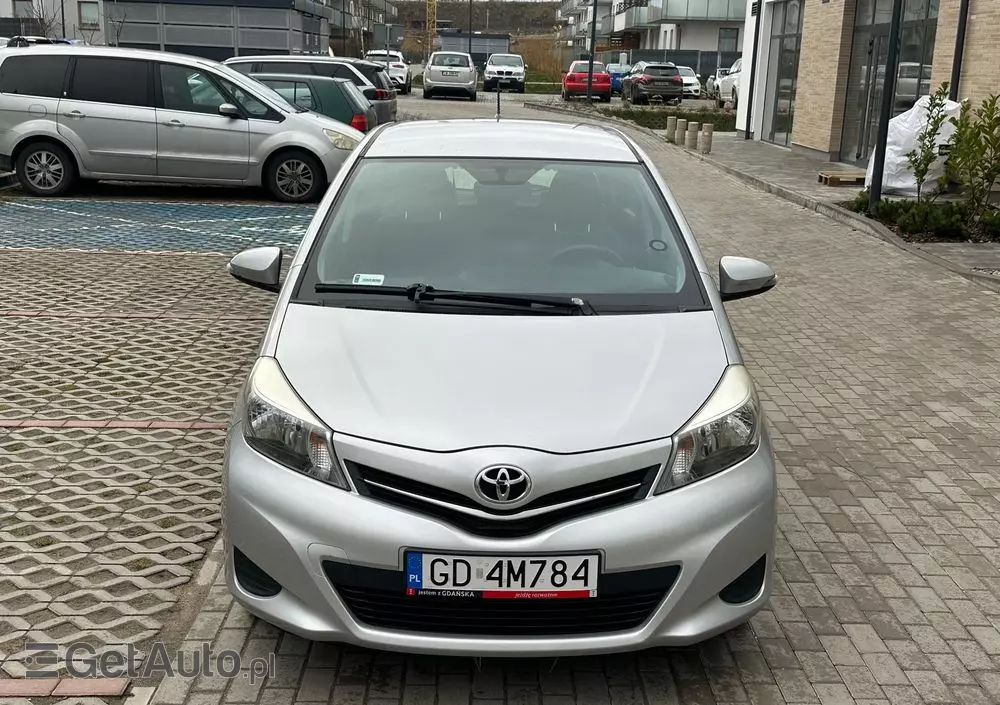 TOYOTA Yaris 1.0 Active
