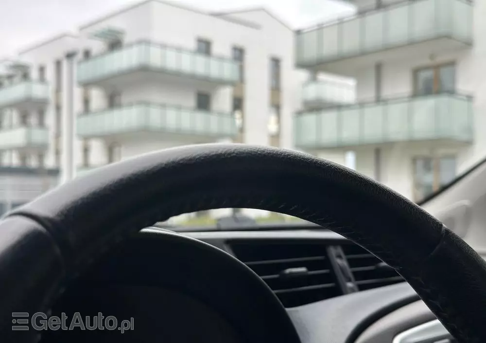 TOYOTA Yaris 1.0 Active