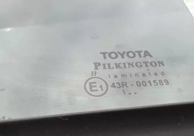 TOYOTA Yaris 1.0 Active