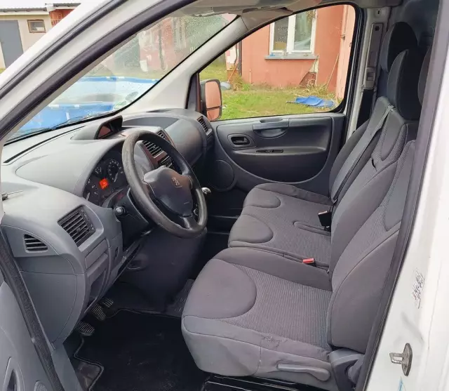 PEUGEOT Expert 