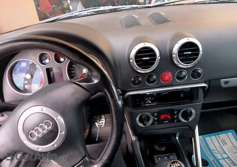 AUDI TT Coupé 1.8T