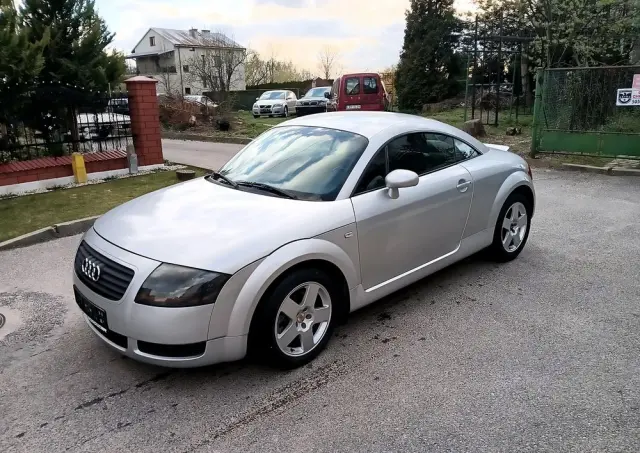 AUDI TT Coupé 1.8T