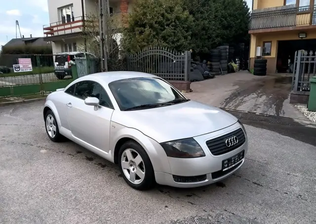 AUDI TT Coupé 1.8T