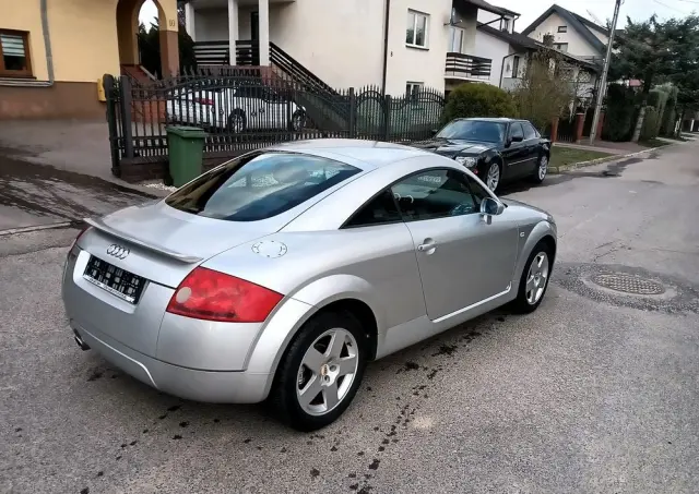 AUDI TT Coupé 1.8T