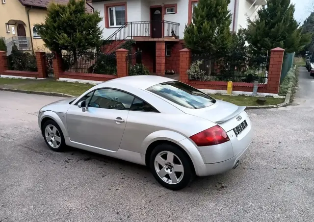 AUDI TT Coupé 1.8T