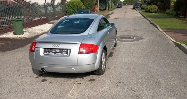 AUDI TT Coupé 1.8T
