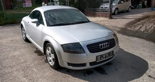 AUDI TT Coupé 1.8T