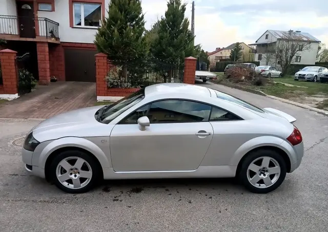 AUDI TT Coupé 1.8T