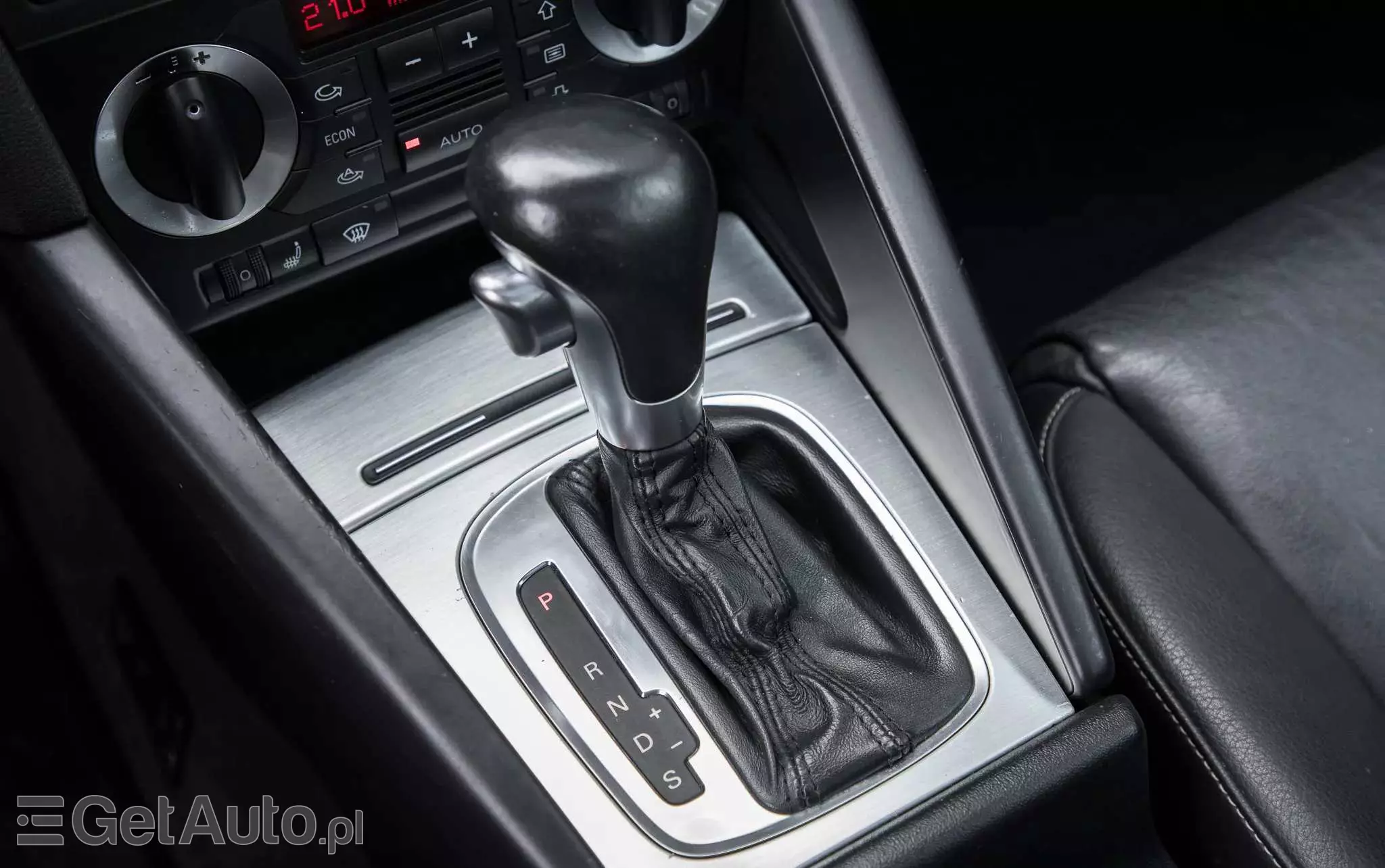 AUDI A3 3.2 Sportback quattro S tronic S line Sportpaket plus