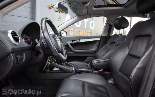 AUDI A3 3.2 Sportback quattro S tronic S line Sportpaket plus