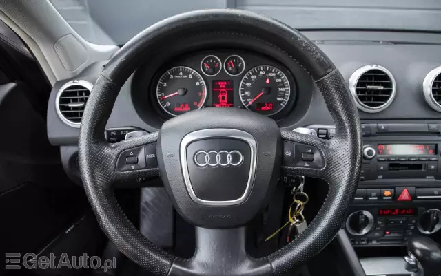 AUDI A3 3.2 Sportback quattro S tronic S line Sportpaket plus