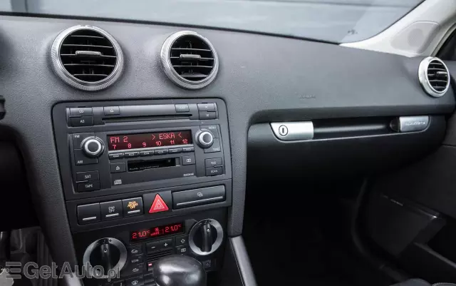 AUDI A3 3.2 Sportback quattro S tronic S line Sportpaket plus