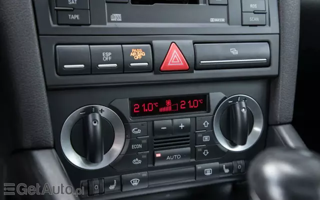 AUDI A3 3.2 Sportback quattro S tronic S line Sportpaket plus