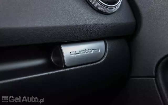 AUDI A3 3.2 Sportback quattro S tronic S line Sportpaket plus