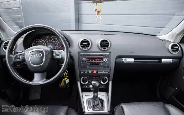 AUDI A3 3.2 Sportback quattro S tronic S line Sportpaket plus
