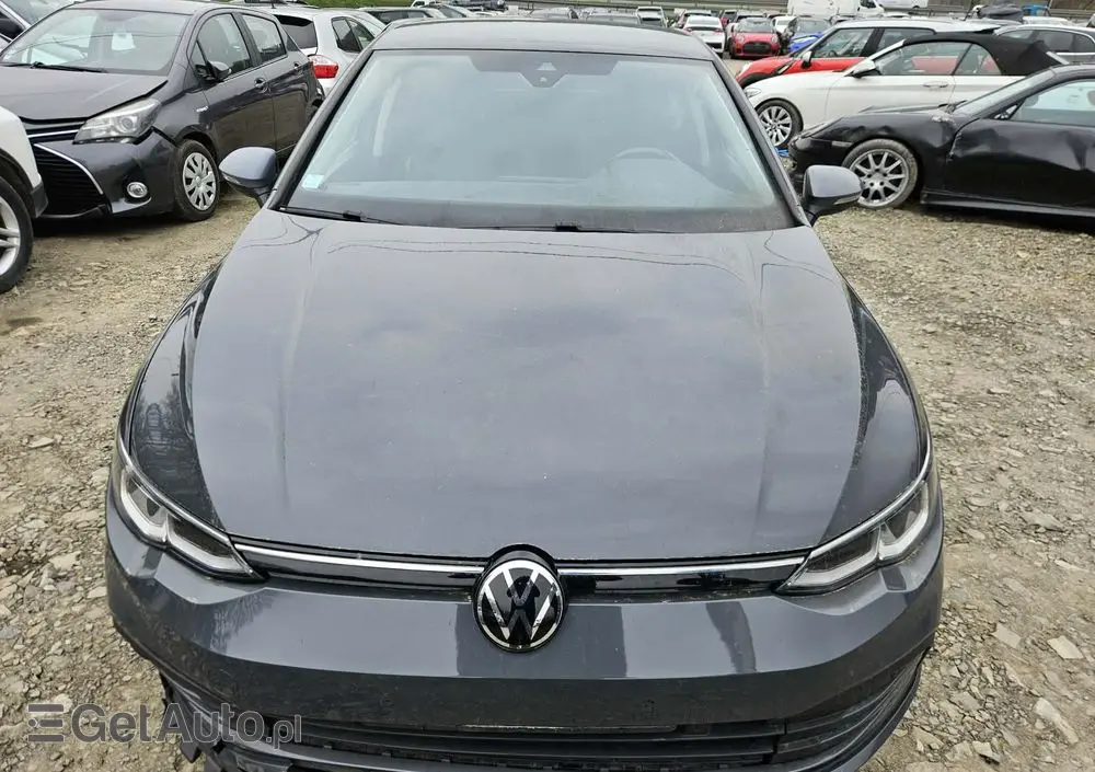 VOLKSWAGEN Golf 1.0 eTSI OPF DSG Life