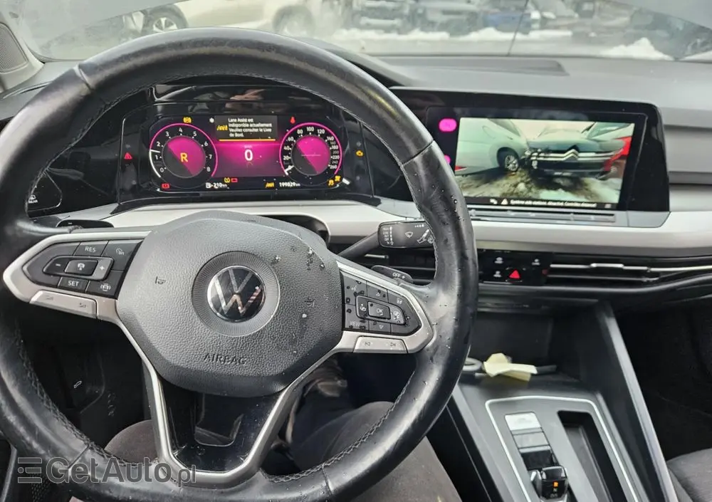 VOLKSWAGEN Golf 1.0 eTSI OPF DSG Life